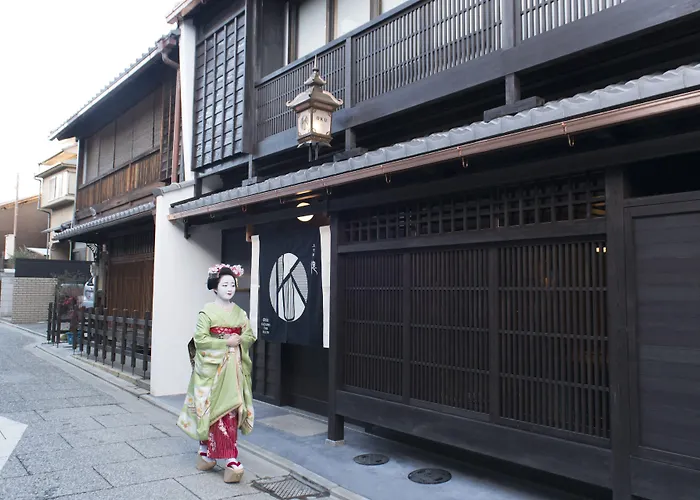 Kamishichiken Oku